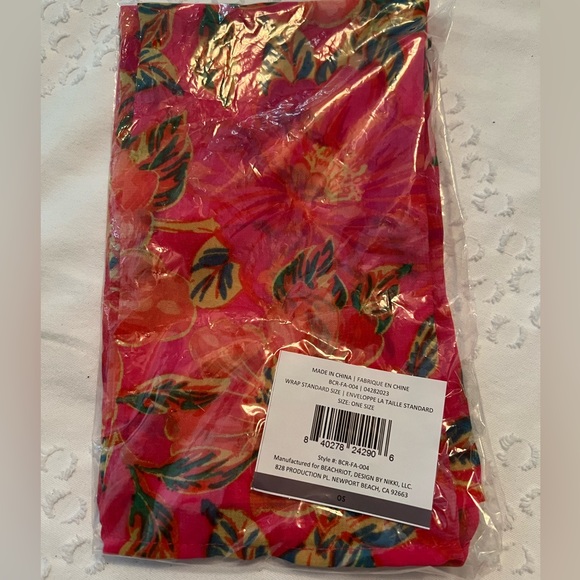 Beach Riot Miami sarong - Picture 4 of 4